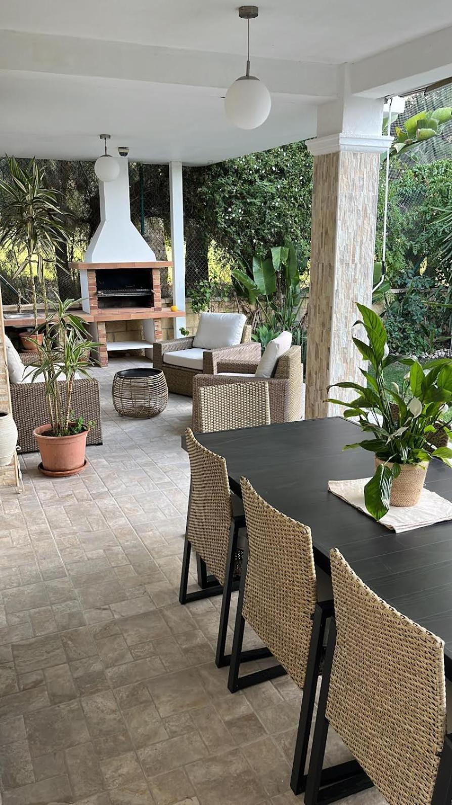 Family With Private Swimming Pool & Garden * Marbella